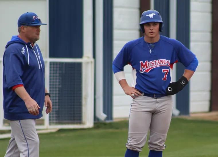 Fort Cobb-Broxton's Jaxon Willits (right)